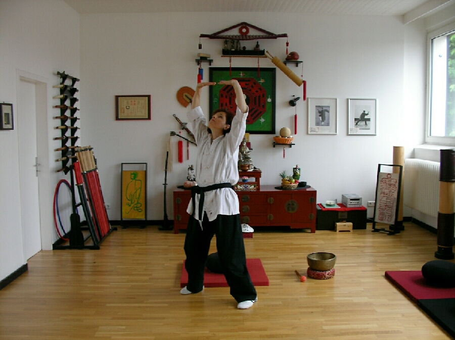den Himmel halten, Qigong, daoistische Gesundheits�bungen