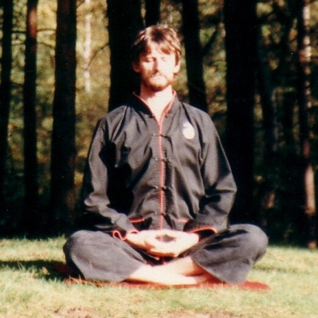 Susanne Hiekel - ein Meditations-Griff aus unserem ch'an / zen :  das Sitzen ben ...