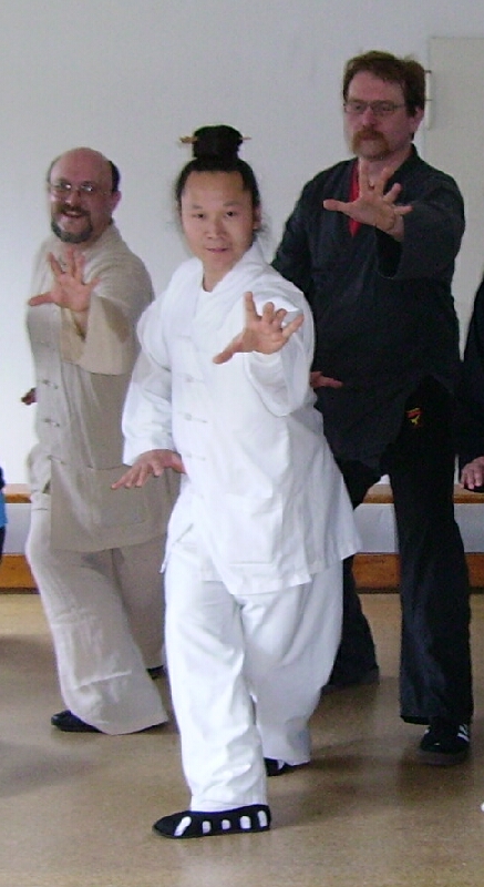 Hsing-I mit Wudang-Meister Yuan Limin - Volker Hiekel auf dem Seminar des Tao-Chi Duisburg