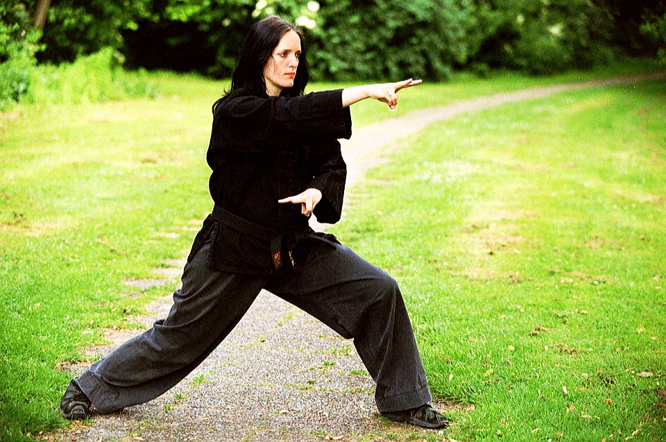 Shaolin Snake-Style, 806 Susanne Hieckel vom Dojo Mülheim, Mai 2002 Duisburg Süd 960